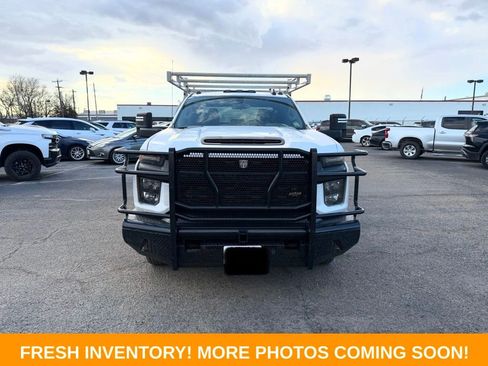 Used 2022 Chevrolet Silverado 3500 W/T w/ WT Convenience Package image 2