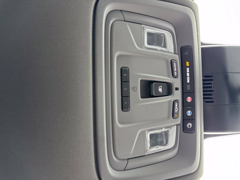 Used 2023 Chevrolet Silverado 1500 LT Trail Boss w/ Convenience Package II AWD/4WD image 22