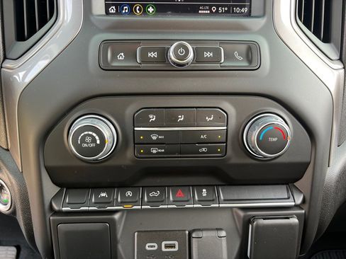 Certified 2024 Chevrolet Silverado 1500 Custom w/ Rally Edition image 18