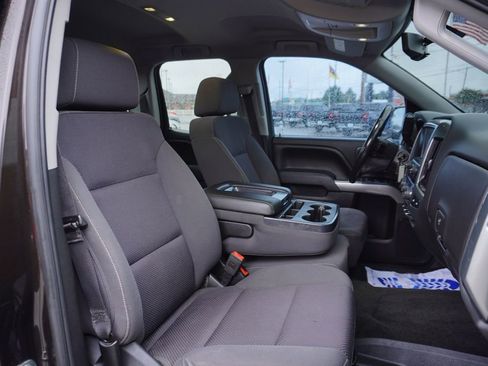 Used 2018 Chevrolet Silverado 1500 LT w/ All Star Edition image 27