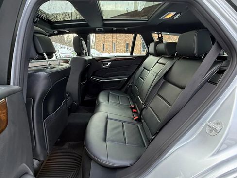 Used 2016 Mercedes-Benz E 350 4MATIC Wagon w/ Premium Package image 32