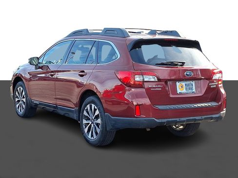 Used 2017 Subaru Outback 2.5i Limited image 4