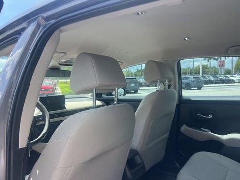 Used 2024 Honda HR-V LX image 26