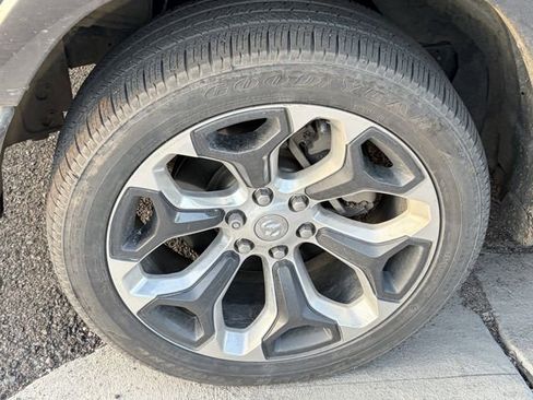 Used 2020 RAM 1500 Limited image 4