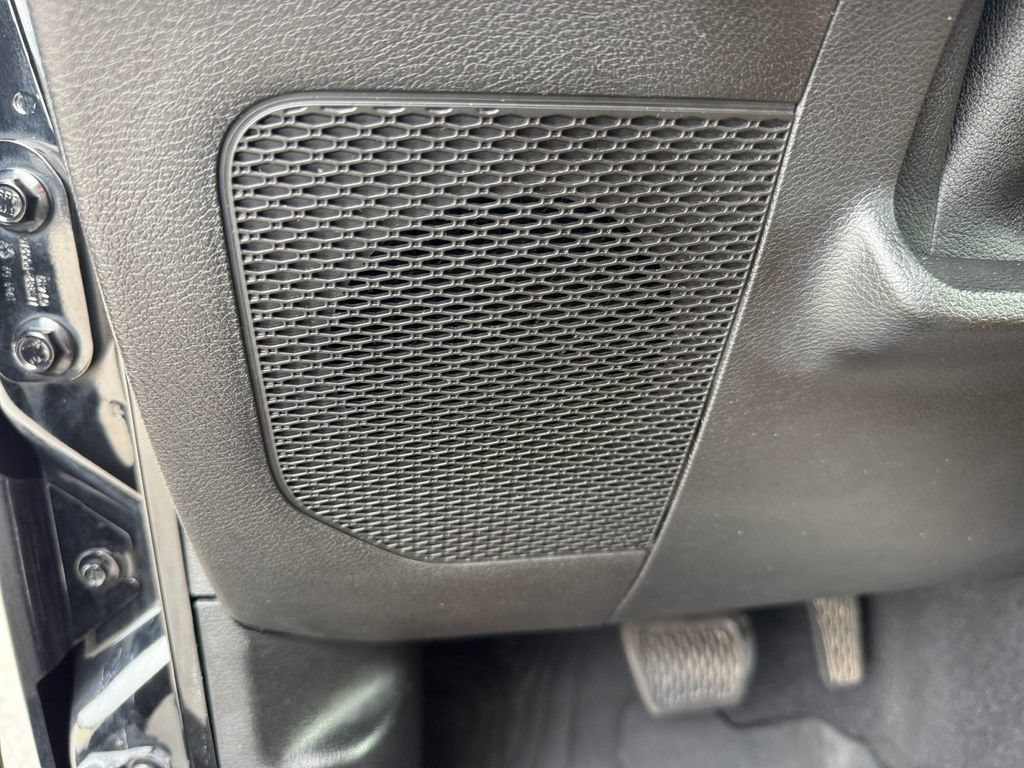 Used 2019 Jeep Wrangler Unlimited Rubicon AWD/4WD image 27