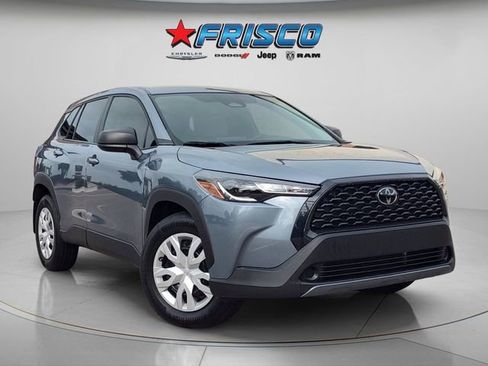 Used 2025 Toyota Corolla Cross L FWD image 1