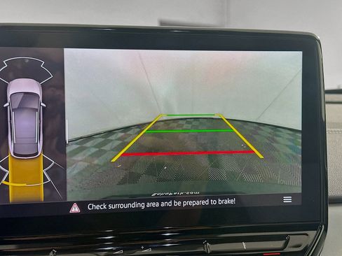 Used 2024 Volkswagen ID.4 2WD image 23