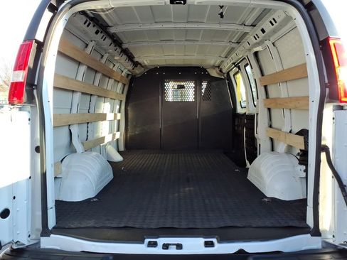 Certified 2024 GMC Savana 2500 w/ Driver Convenience Package image 13