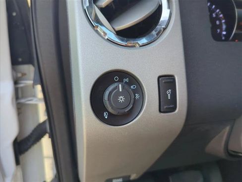 Used 2015 Ford F250 Lariat AWD/4WD image 13