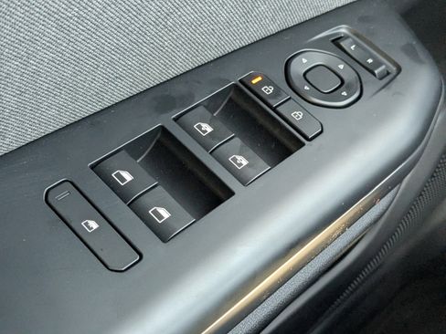 New 2025 Kia K4 GT-Line Turbo FWD image 29