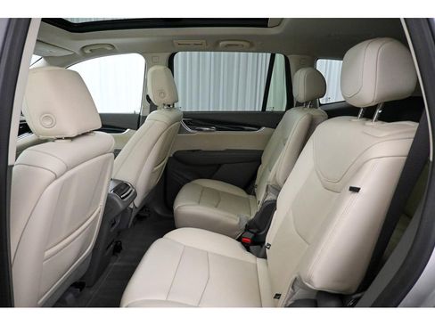 Used 2020 Cadillac XT6 Premium Luxury image 20