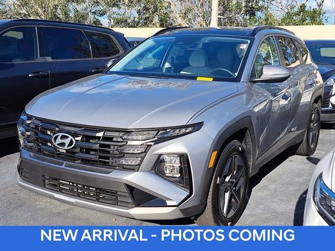 Certified 2025 Hyundai Tucson SEL image 1