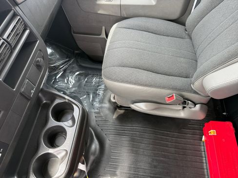 Used 2024 Chevrolet Express 2500 w/ Driver Convenience Package RWD image 14