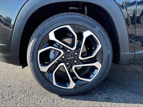 New 2026 Chevrolet Trax RS w/ Driver Confidence Package FWD image 12