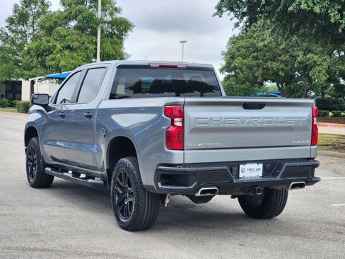 Used 2024 Chevrolet Silverado 1500 Custom Trail Boss AWD/4WD image 4
