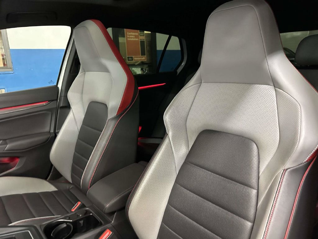 Used 2022 Volkswagen GTI Autobahn FWD image 18