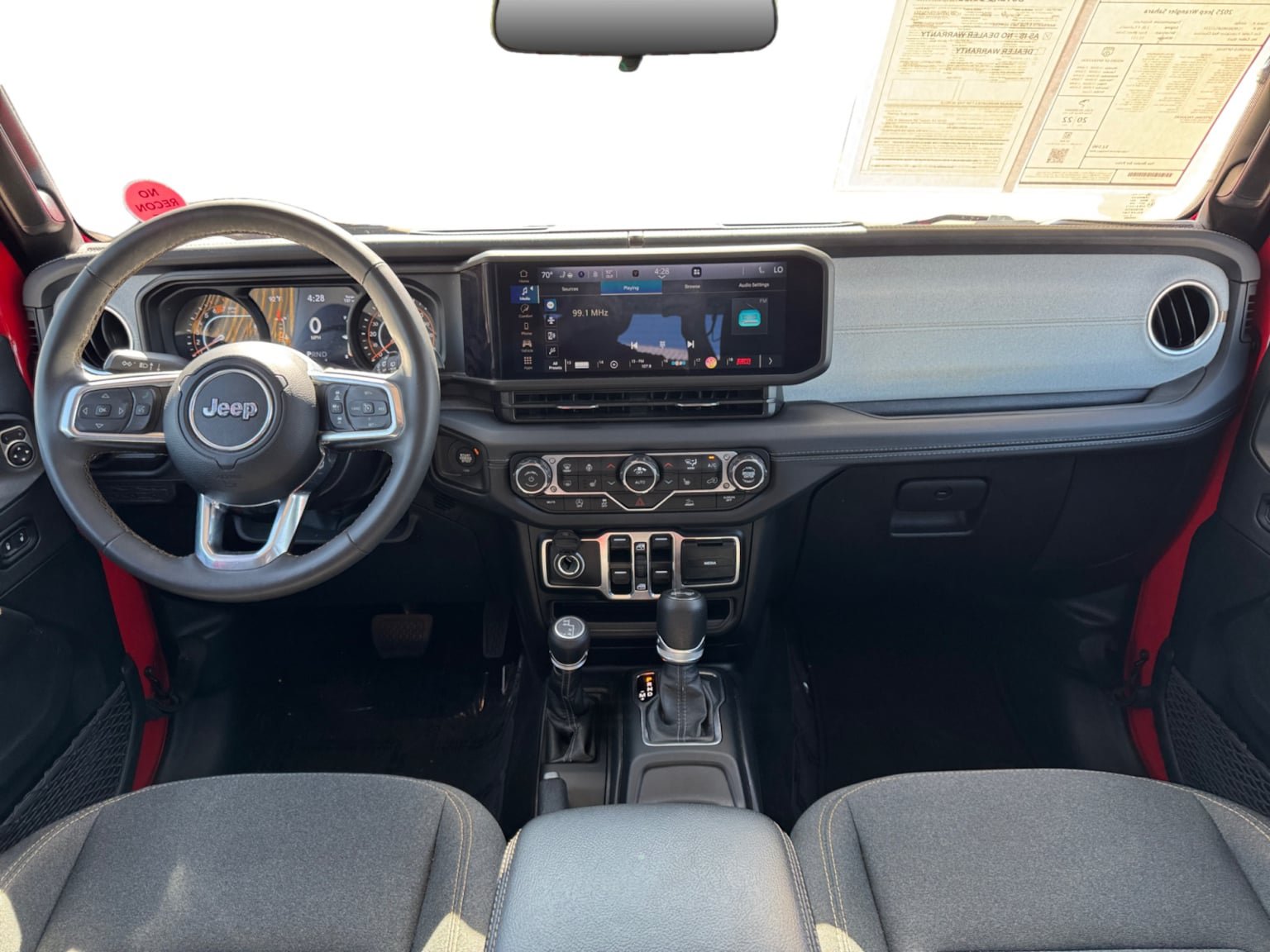 Used 2025 Jeep Wrangler Unlimited Sahara AWD/4WD image 12