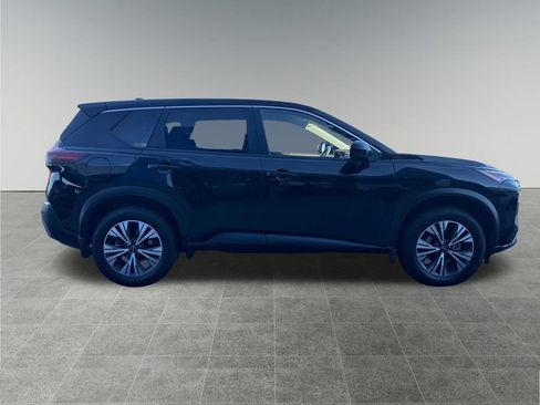 Used 2023 Nissan Rogue SV image 7