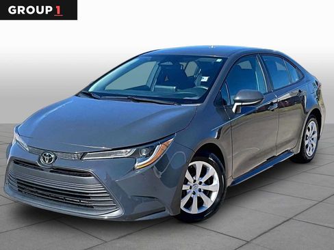 Used 2024 Toyota Corolla LE FWD image 1