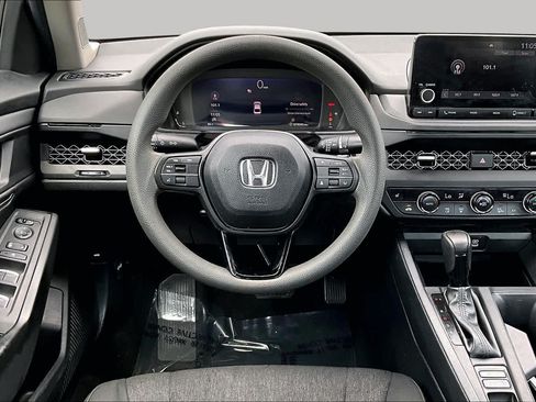 Used 2023 Honda Accord EX image 6