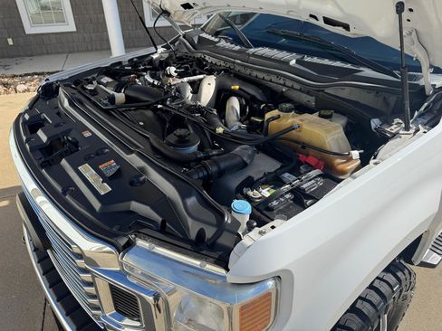 Used 2020 Ford F350 XLT image 24
