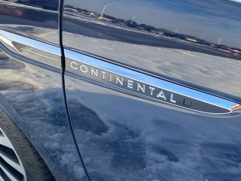 Used 2019 Lincoln Continental Black Label w/ Rear Seat Package image 3