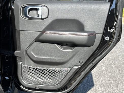 New 2026 Jeep Wrangler Unlimited Rubicon AWD/4WD image 15