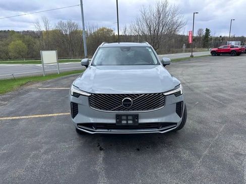 Used 2025 Volvo XC90 T8 Plus w/ Protection Package Premier image 8