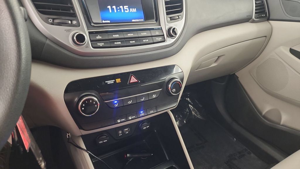Used 2017 Hyundai Tucson SE w/ SE Popular Package 02 AWD/4WD image 15