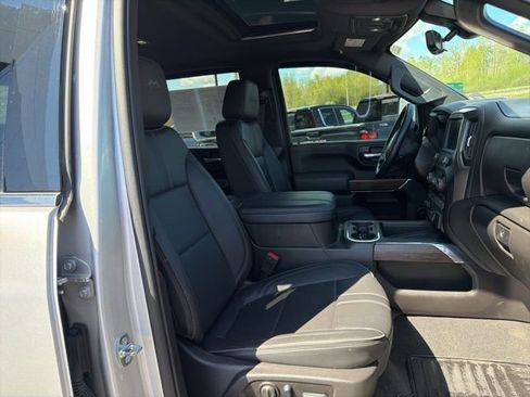 Used 2023 Chevrolet Silverado 2500 High Country w/ Z71 Off-Road Package AWD/4WD image 11