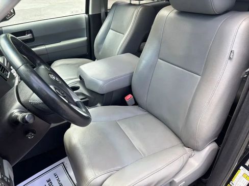 Used 2017 Toyota Sequoia Limited AWD/4WD image 12