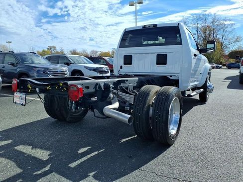 Used 2025 RAM 4500 Tradesman image 15