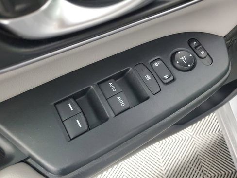 Used 2017 Honda CR-V EX-L image 29