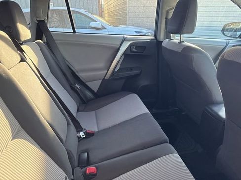 Used 2013 Toyota RAV4 LE image 12