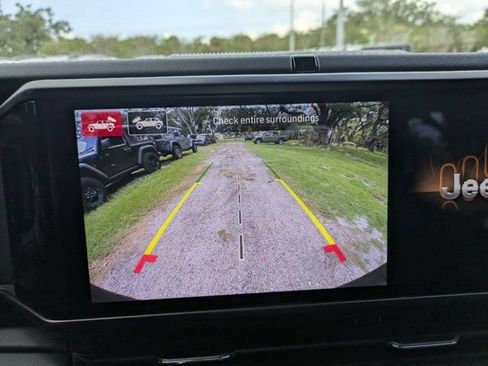 New 2026 Jeep Wrangler Unlimited Sahara AWD/4WD image 21
