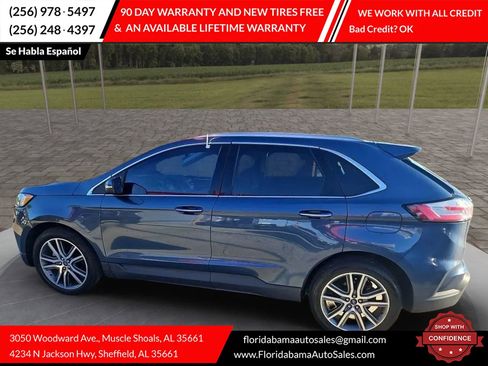 Used 2019 Ford Edge Titanium image 3