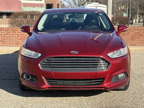 Used 2013 Ford Fusion SE image 4