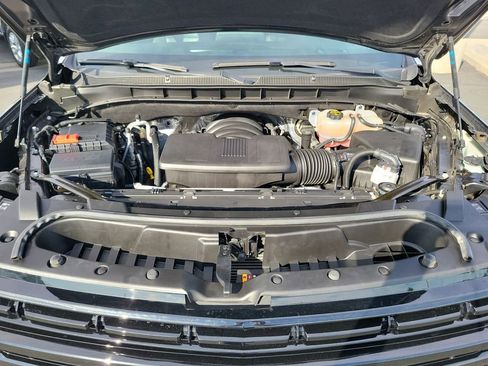 Used 2024 Chevrolet Suburban RST w/ Sport Performance Package image 30