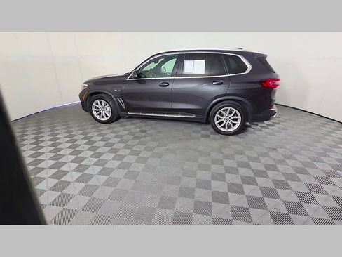 Used 2022 BMW X5 xDrive45e w/ Premium Package image 46