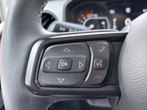 Used 2025 Jeep Wrangler Unlimited Sport AWD/4WD image 19
