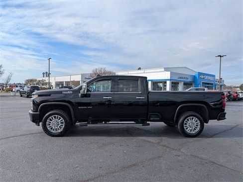 Used 2020 Chevrolet Silverado 3500 High Country w/ Z71 Off-Road Package image 6