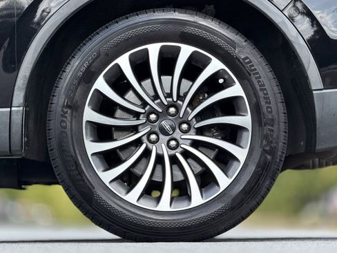 Used 2020 Lincoln Aviator Reserve w/ Elements Package Plus image 18