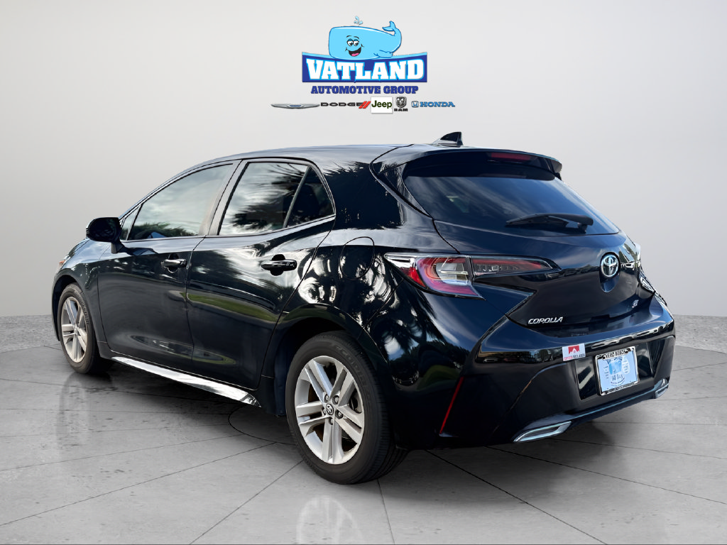 Used 2019 Toyota Corolla SE w/ Carpet Mat Package FWD image 3