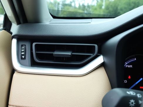 New 2025 Toyota RAV4 LE image 32