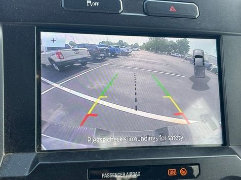 Used 2021 Ford F250 XLT w/ XLT Premium Package AWD/4WD image 9