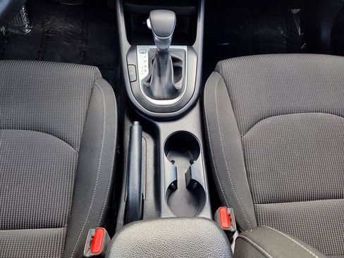 Used 2020 Kia Forte LXS FWD image 22