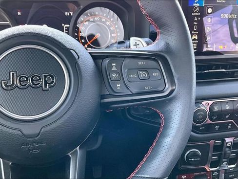 Used 2024 Jeep Wrangler Unlimited Rubicon 392 image 11