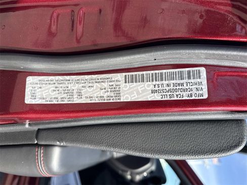 Used 2023 Dodge Durango GT image 36