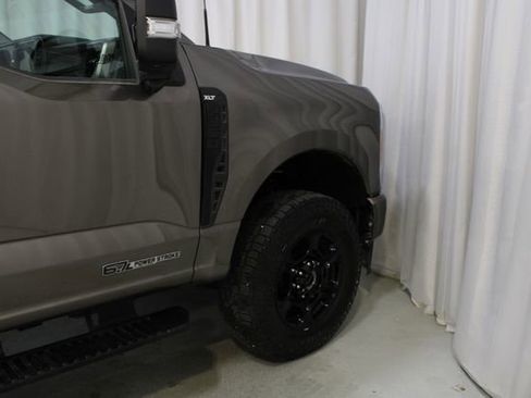 Used 2023 Ford F350 XLT w/ XLT Premium Package image 27