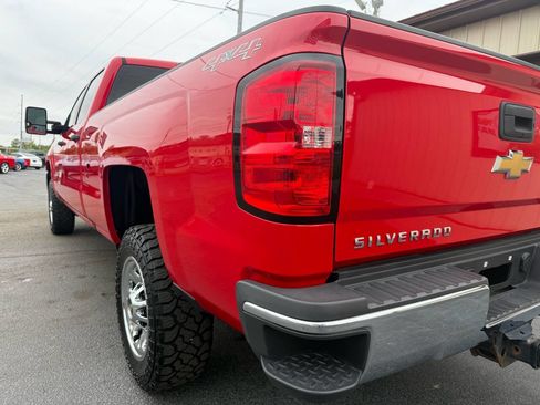 Used 2016 Chevrolet Silverado 2500 W/T w/ WT Convenience Package AWD/4WD image 5